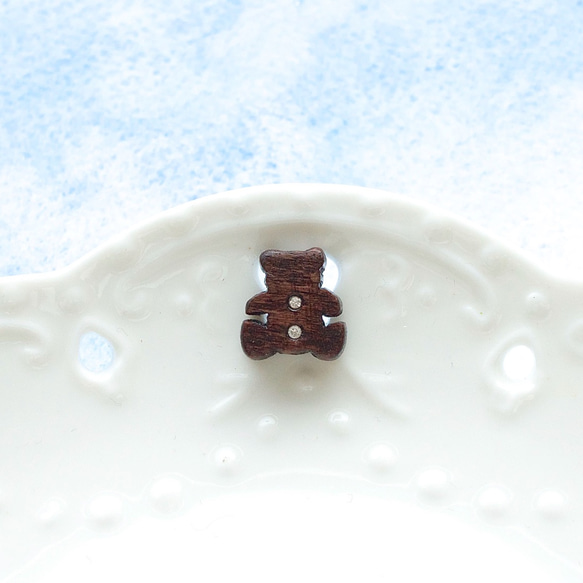 手工木質針狀耳環  “小熊”  純銀耳針 單隻 禮物訂製 第2張的照片