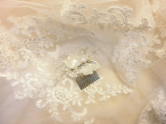 戴上幸福的飾 嬌若春花系列-新娘髮梳.法國梳.自助婚禮-小嬌 第2張的照片