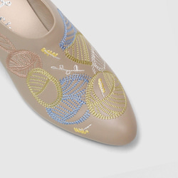 Hsiu刺繡デザインヒールブーティ - Hsiu-embroidery shoes 4枚目の画像