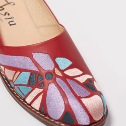 刺繍入り手作り木製ヒール婦人靴 - 地図靴 (ワインレッド) 4枚目の画像