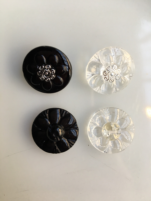 アンティーク ボタン 2個セット 黒 大 ブラックビンテージ 昭和 レトロ 個性的なボタン ハンドメイド素材 イヤリング 6枚目の画像