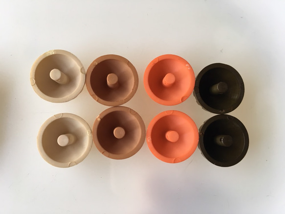 アンティーク ボタン 柑 8個セット ビンテージ 昭和 レトロ 個性的 ポップカラー 茶系ハンドメイド素材 イヤリング 2枚目の画像