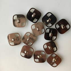 アンティーク ボタン 6個セット ビンテージ 昭和 レトロ 個性的 ハンドメイド素材 シルバー グレー 灰色 アクセ 8枚目の画像