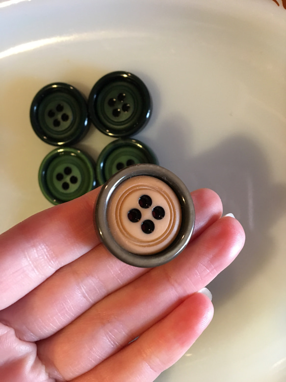 アンティーク ボタン 2個セット ビンテージ 昭和 レトロ 個性的 ハンドメイド素材 [ネイビー 紺] アクセサリー 3枚目の画像