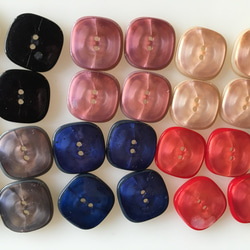 好きな色を選んで下さい！ アンティーク ボタン 4個 ビンテージ 昭和 レトロ 個性的 ハンドメイド素材 デッドストック 10枚目の画像