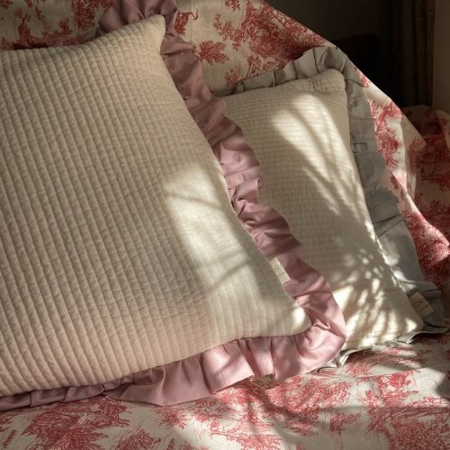 予約商品] nubi フリルクッションカバー クッション・クッションカバー