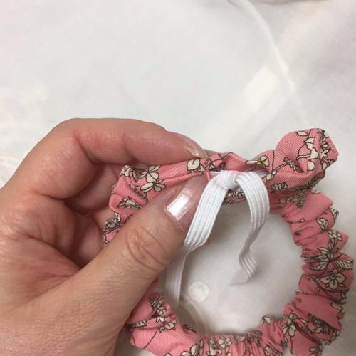 4つリボン、細シュシュ(ホワイト&ピンク)わんちゃん猫ちゃん用首輪 Amazon | 3個セット 猫 首輪 犬 首輪 ネコ 猫用 安全 レザー防水