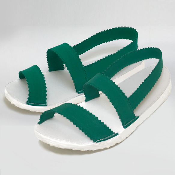 Jaggy Sandals 第1張的照片