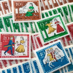 【お49】20 フランス　アンティーク　切手入れ　ブロンズ アールヌーヴォー調デザインが魅力の切手入れ（小物入れ