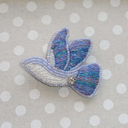 青い鳥*　ビーズ刺繍ブローチ 3枚目の画像