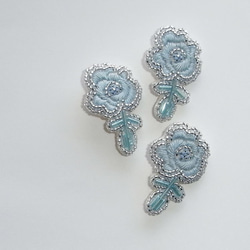 花蝶+silver ビーズ刺繍ブローチ ブローチ 月とザリガニ 通販