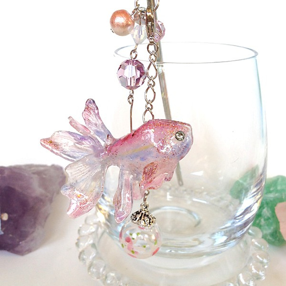 金魚と水ヨーヨーの簪　ピンク　（一点もの） 1枚目の画像