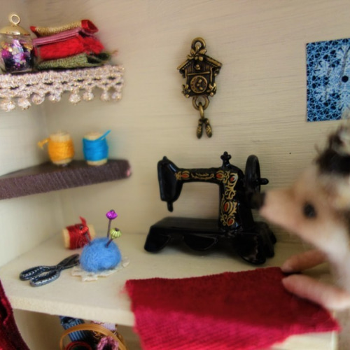 ハリネズミの仕立て屋さん」 ミニチュアドールハウス 羊毛フェルト