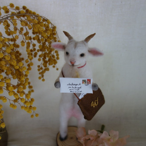 羊毛フェルト うさぎ＊ネズミ＊かば＊ヤギ＊鳥＊メロンパン 可愛い物