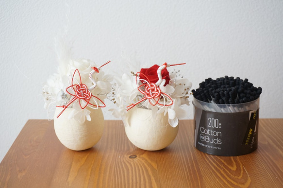 【 新春福袋2021】紅白のプリザーブドフラワーの置物with鶴 7枚目の画像