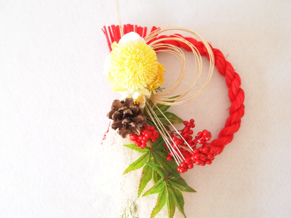 【Creema限定】虎色カラーポンポン菊のお正月飾り 2枚目の画像