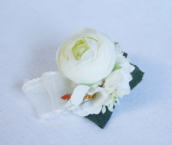 Artificial White Roses flower, Corsage 第1張的照片