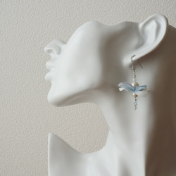 【Creema限量·春季新款手工製作2019】純棉珍珠和淺藍色耳環（耳環） 第5張的照片