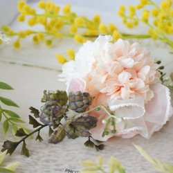 【母の日フラワー2021】優しいお母さんへ。お花のコサージュ 1枚目の画像