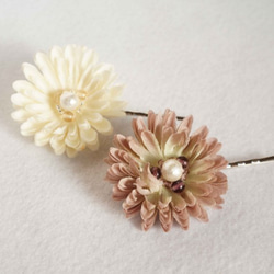 Flower Hair Accesary, handmade, Gift 第1張的照片