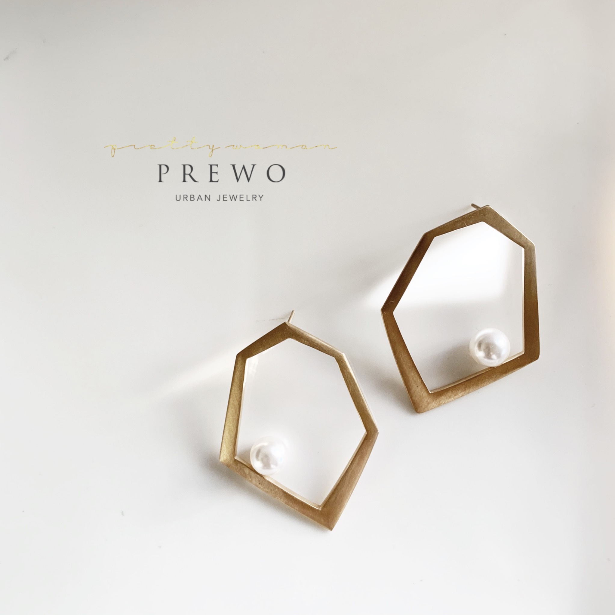 《受注製作》K18GP ヘキサゴンパールピアス