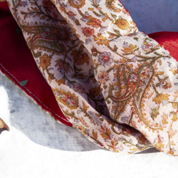 聖誕節禮物 母親節禮物 情人節禮物 生日禮物 畢業禮物 花朵藤蔓絲綢絲巾/滑面絲綢絲巾/法式浪漫絲綢圍巾/雙面圍巾-法國 第4張的照片