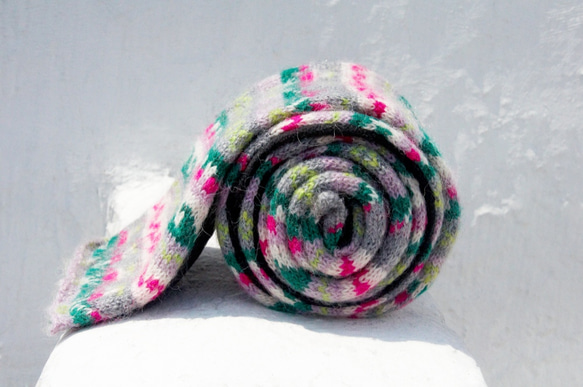 Fairtrade 手織手感羊毛內刷毛圍巾/ 針織圍巾 / 羊毛圍巾 - 東歐風手牽手民族風圖騰Boho 第5張的照片