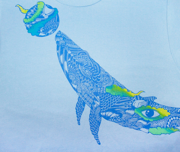 男裝合身純棉插畫Tee / 旅行T-shirt / 設計上衣 /  設計T-shirt  - 潛出水面的鯨魚( 水藍 ) 第4張的照片