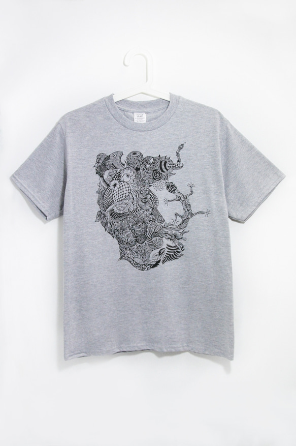 本店は メンズフィットコットンイラストTシャツ/旅行T /国立風Tシャツ ミュージシャン