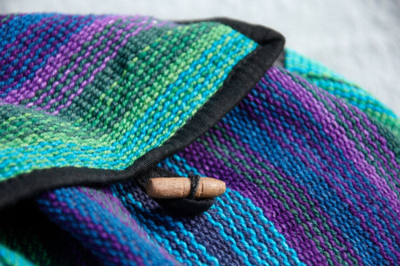 woven backpack 編織手感後背包 fairtrade  - rainbow 魔幻藍紫 medium 第9張的照片