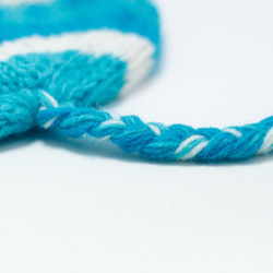 ピュアウール手編みのウールの帽子キャップ/フライトキャップ/編みキャップ/ハンドメイドキャップ/ウールキャップ - ブルースカイ 6枚目の画像