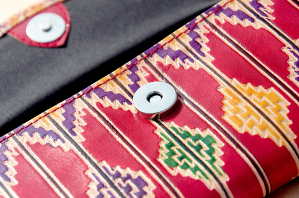 手作りのヤギの財布/手描きのスタイルの革の財布/ bohoの長財布 - 赤の民族のトーテムシャンティのレザー財布 8枚目の画像