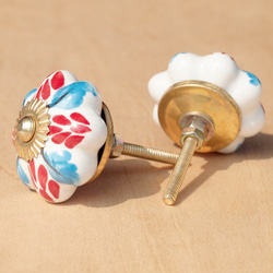 ceramics doorknob 英式復古手繪陶瓷手把 / 陶瓷門把 / 陶瓷窗戶門把 - 清新風紅色 + 藍色花型 第3張的照片