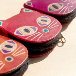 手作りスエード財布/手塗りのスタイルの革財布 - 森の風の猫（トライカラーピック）シャンティ革の猫 4枚目の画像