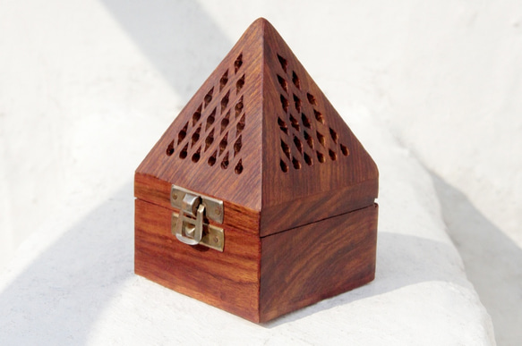 木製の手工芸品限定手作り木製香炉/木製キャンドルホルダー/中空香炉-エジプトのピラミッドフェアトレード 3枚目の画像