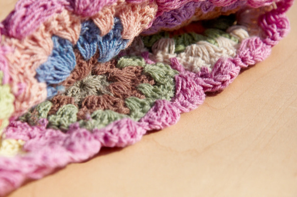 手工棉線編織髮帶 / 編織繽紛髮帶 - 粉紅色系鉤織繽紛花朵 ( 每色手工限量一件 )cotton headband 第6張的照片
