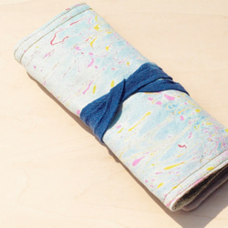 聖誕禮物 母親節文房具 手繪渲染筆袋 手感捲軸 春捲筆袋-筆的水彩色房子7 ( 藍色綁帶 )canvas pencase 第3張的照片