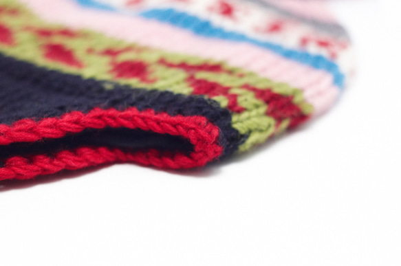 手工編織純羊毛帽/飛行毛帽 / 毛線帽  - 費爾島圖騰粉紅色 fairtrade ethnic wool hat 第3張的照片