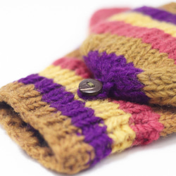 限量一件手織純羊毛針織手套 / 可拆卸手套 / 內刷毛手套 / 保暖手套 - 桃紅紫色童趣民族風 wool gloves 第2張的照片