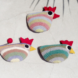 情人節禮物 限量手工鉤針編織小雞零錢包 / 羊毛氈收納包 / 小包 / 雜物包 - 繽紛條紋小雞 動物好朋友purse 第2張的照片