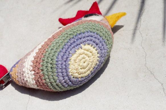 情人節禮物 限量手工鉤針編織小雞零錢包 / 羊毛氈收納包 / 小包 / 雜物包 - 繽紛條紋小雞 動物好朋友purse 第6張的照片