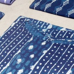 青色染料バティックコットンシャツ/インド綿のシャツ/ブラウスを制限ワイド手織り/藍エスニックトップス/インディゴワイド 10枚目の画像