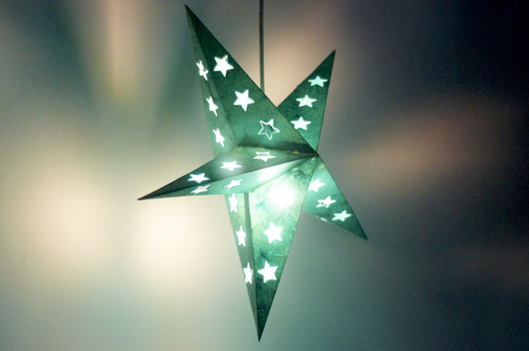 クリスマスギフト手作り限定手作り紙スターライト/スターライト/スターライト/折り紙ライト/ナイトライト-月明かりの下の緑の星 2枚目の画像