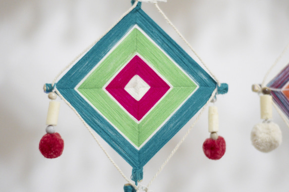 聖誕禮物 交換禮物 限量手工 Boho手工編織曼達拉 mandala 上帝之眼 曼達拉編織 - 南美洲的一道彩虹 (小) 第4張的照片