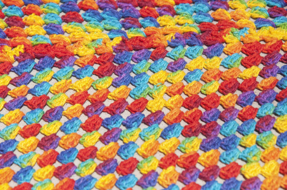 手作りかぎ針編みテーブルクロス/テーブルマット/虹色のテーブルクロス/東ヨーロッパ風テーブルマット/かぎ針編みのテーブルマット 7枚目の画像