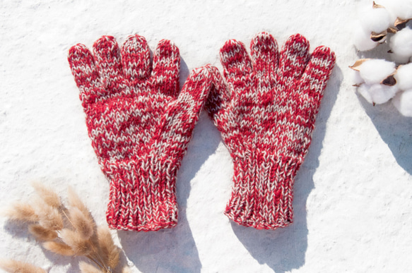 母親節 情人節禮物 新年禮物 民族風 森林系 生日禮物  手織羊毛針織手套/針織純羊毛保暖手套/全趾手套-北歐風漸層草莓 第1張的照片