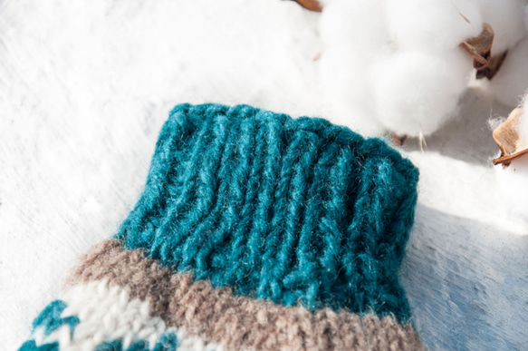母親節 情人節禮物 新年禮物 民族風 森林系 生日禮物 手織羊毛針織手套/針織純羊毛保暖手套/全趾手套-北歐風藍天綠地 第5張的照片
