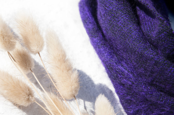 聖誕禮物 母親節禮物 情人節禮物 交換禮物 畢業禮物 生日禮物純羊毛絲巾/手工針織圍巾/編織圍巾/純羊毛圍巾-紫色花園 第6張的照片