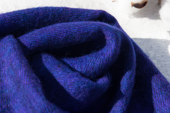 聖誕禮物 母親節禮物 情人節禮物 生日禮物 情人節禮物 生日禮物純羊毛絲巾/手工針織圍巾/編織圍巾/純羊毛圍巾-藍紫色彩 第6張的照片