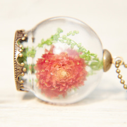 西洋情人節禮物 / 森林系 / 透明系玻璃球乾燥花項鍊 - 綻開的紅色花朵 第2張的照片